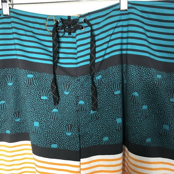 Patagonia Stretch Planing Board Shorts Size 40 - Picture 5 of 10
